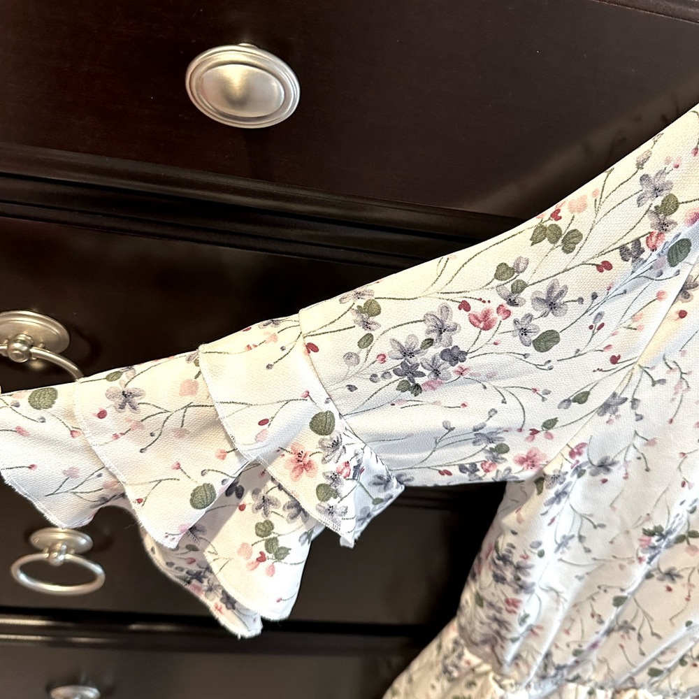 Big Girls Tween Floral Printed Tier Ruffle Sleeves Romper - Picture 4 of 5